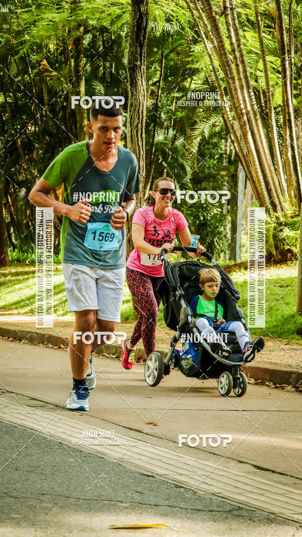 Buy your photos of the eventPark Run on Fotop