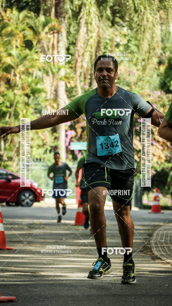 Buy your photos of the eventPark Run on Fotop