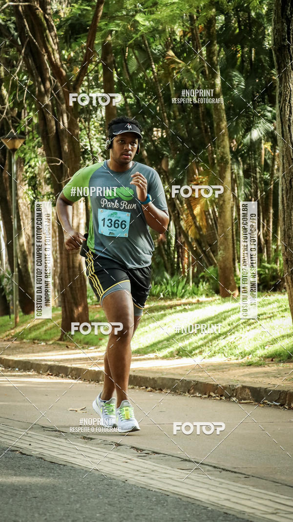 Buy your photos of the eventPark Run on Fotop