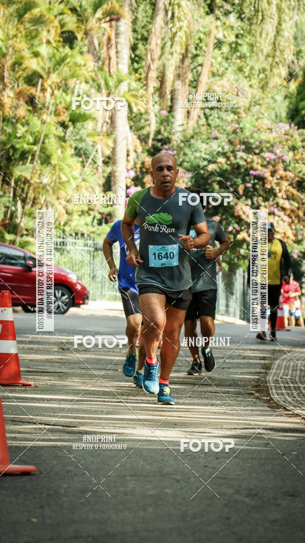 Buy your photos of the eventPark Run on Fotop