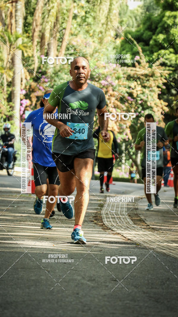 Buy your photos of the eventPark Run on Fotop