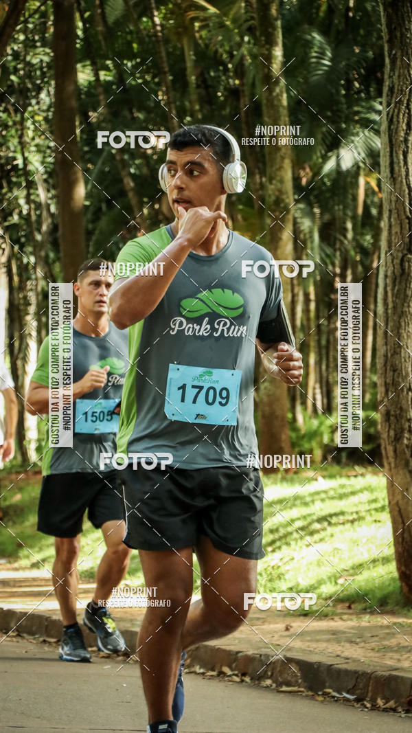 Buy your photos of the eventPark Run on Fotop