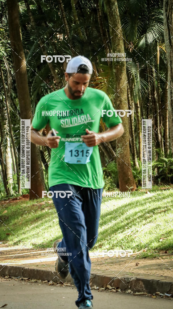 Buy your photos of the eventPark Run on Fotop