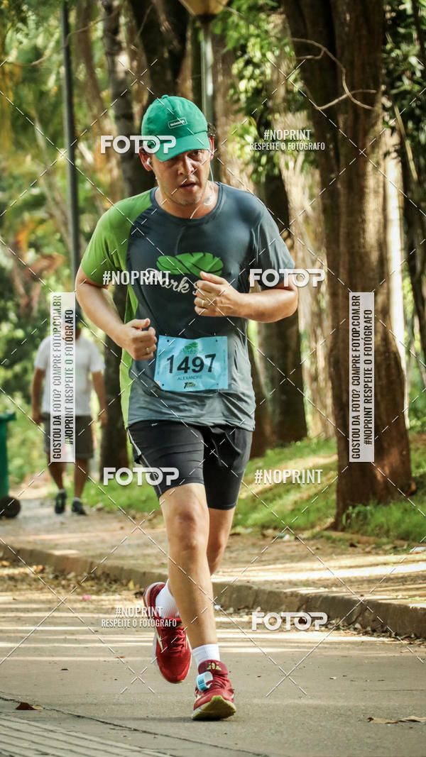 Buy your photos of the eventPark Run on Fotop