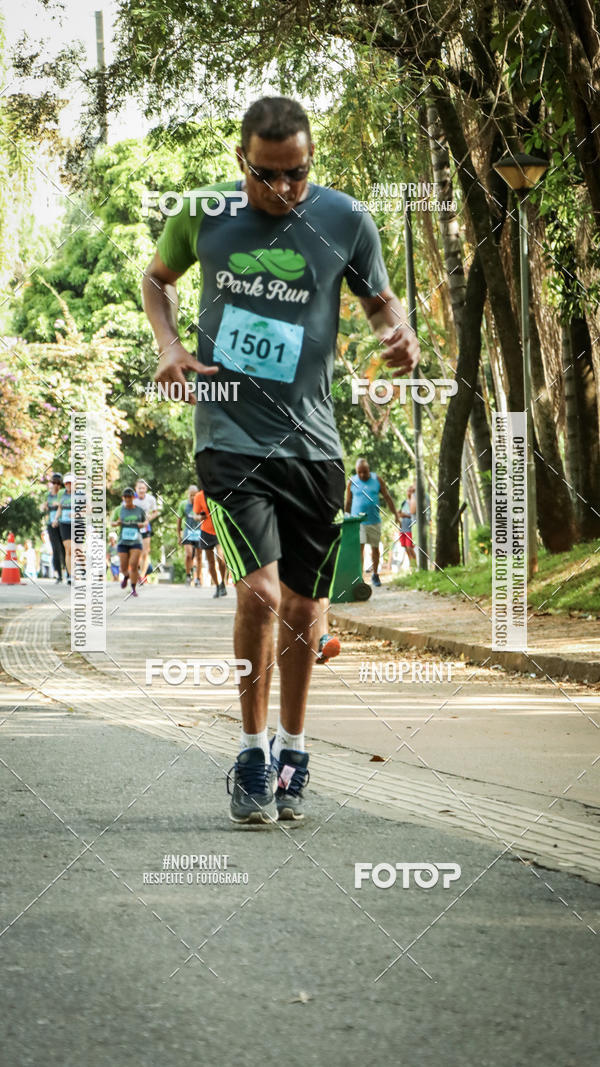 Buy your photos of the eventPark Run on Fotop