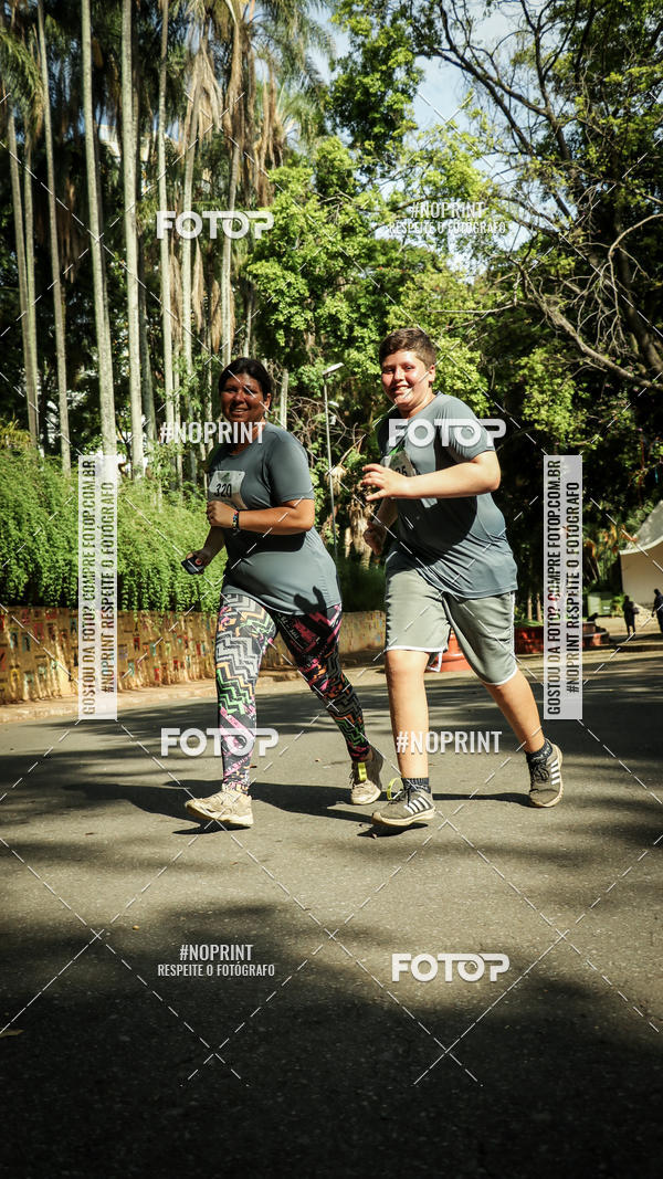 Buy your photos of the eventPark Run on Fotop