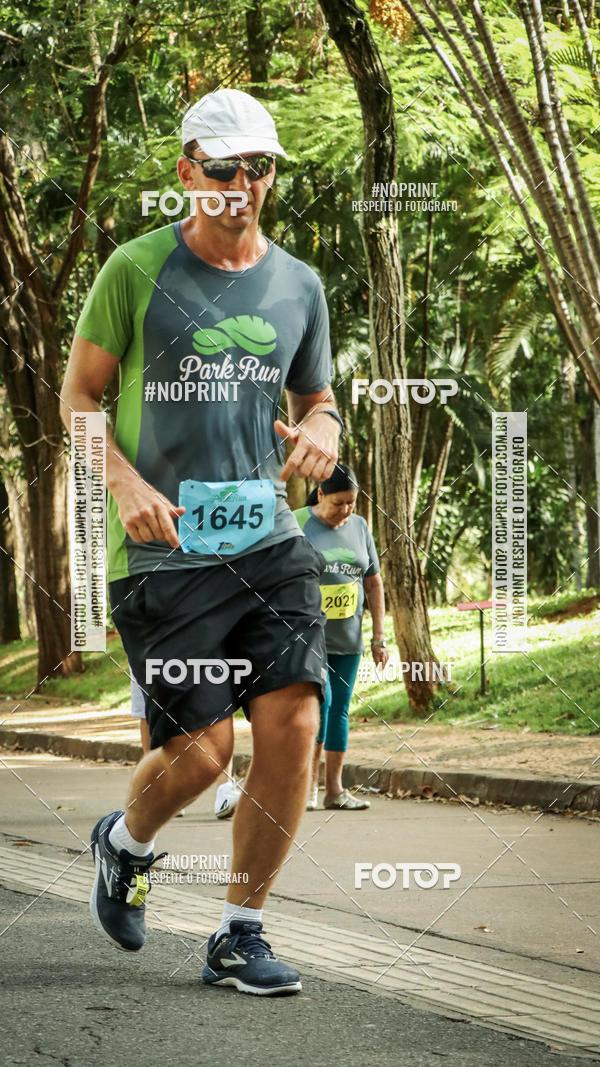 Buy your photos of the eventPark Run on Fotop
