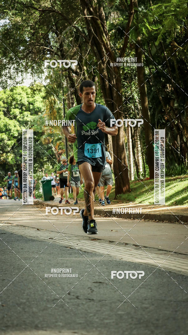 Buy your photos of the eventPark Run on Fotop