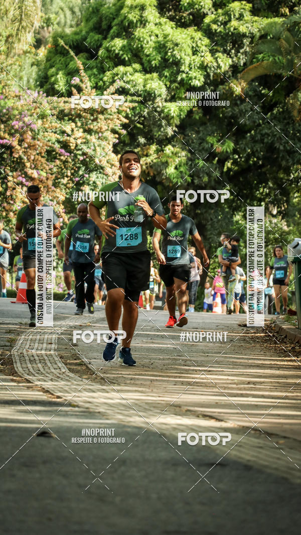 Buy your photos of the eventPark Run on Fotop