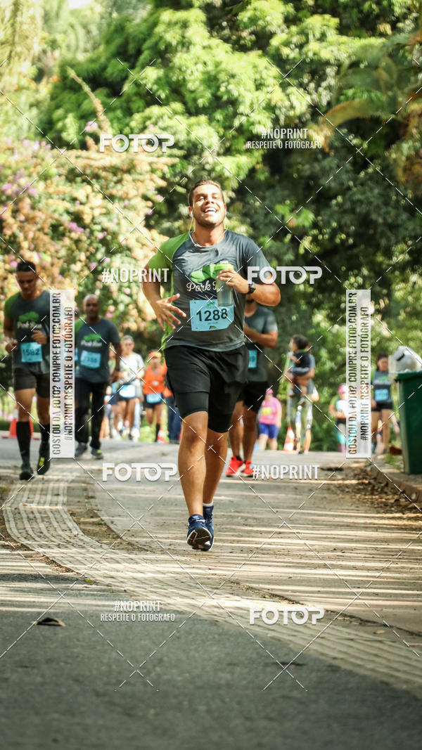 Buy your photos of the eventPark Run on Fotop
