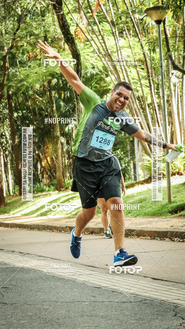 Buy your photos of the eventPark Run on Fotop
