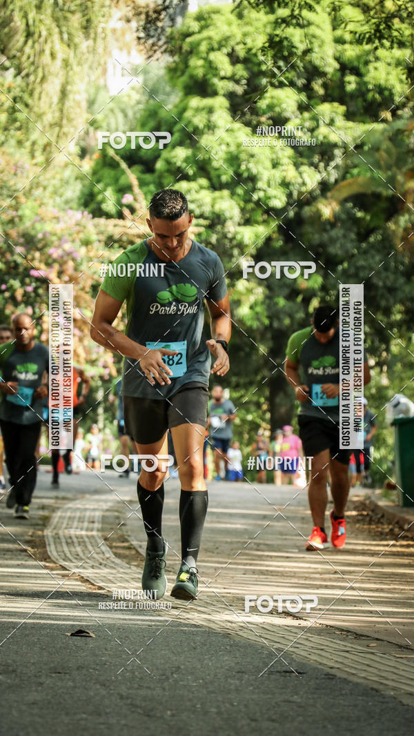 Buy your photos of the eventPark Run on Fotop