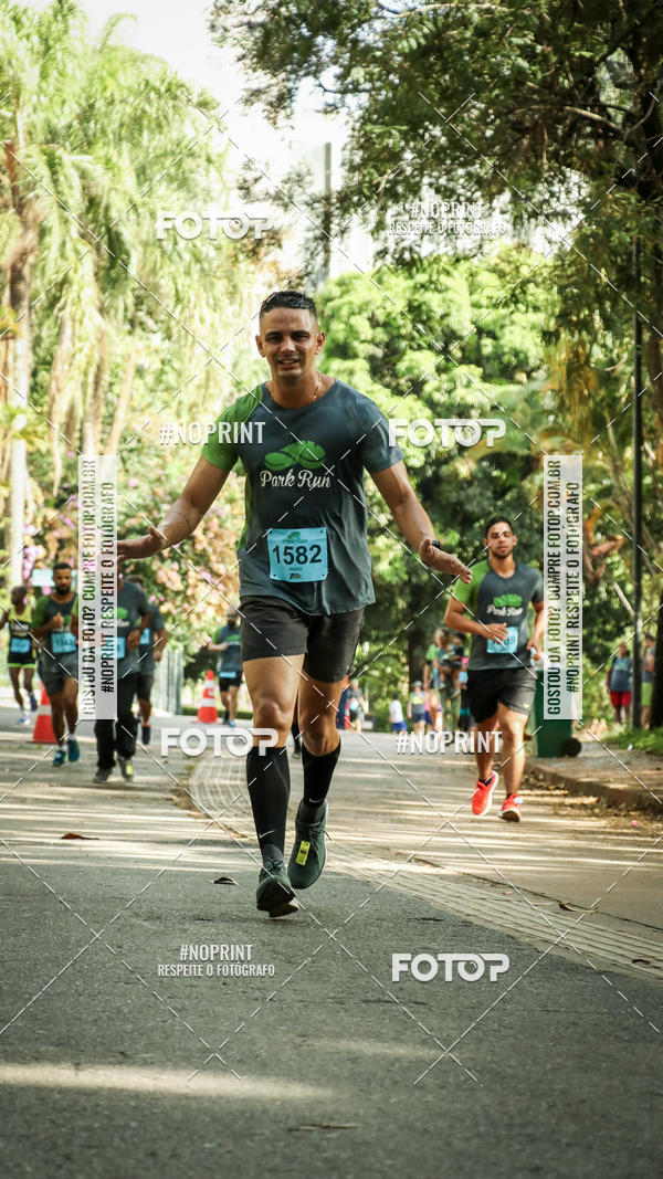 Buy your photos of the eventPark Run on Fotop