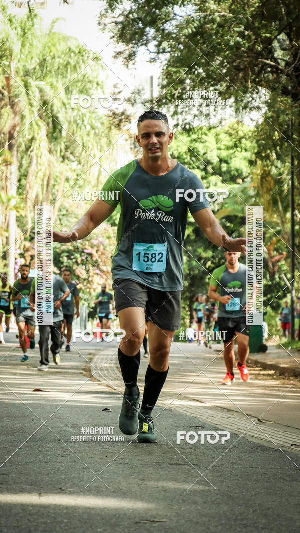 Buy your photos of the eventPark Run on Fotop