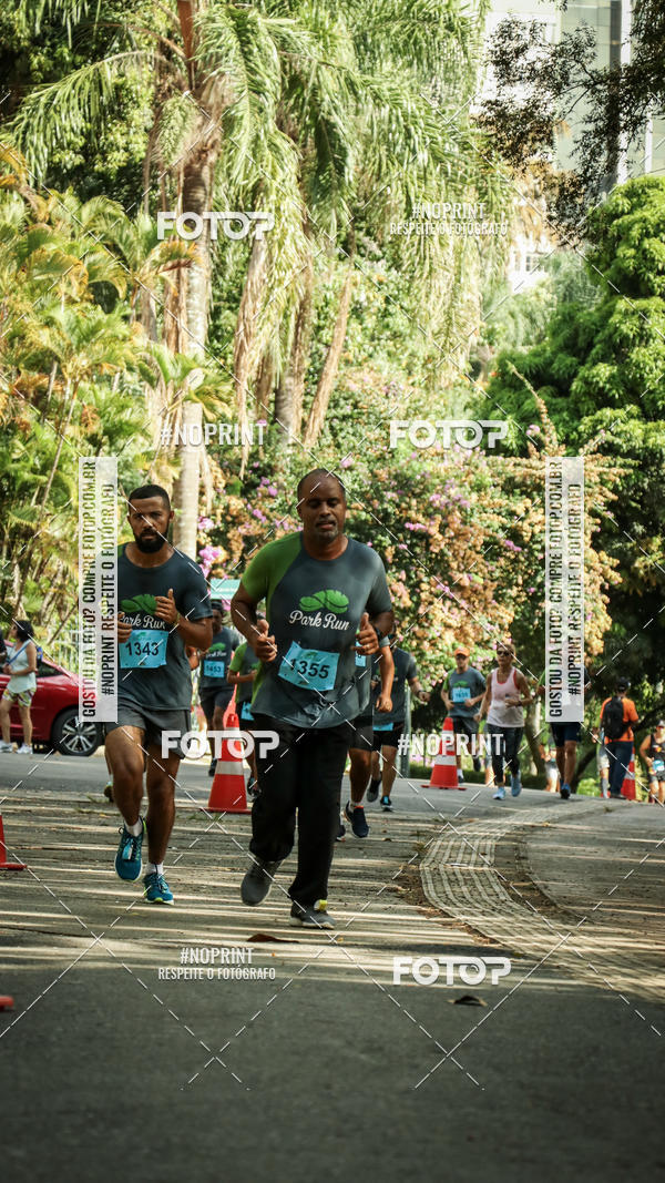 Buy your photos of the eventPark Run on Fotop