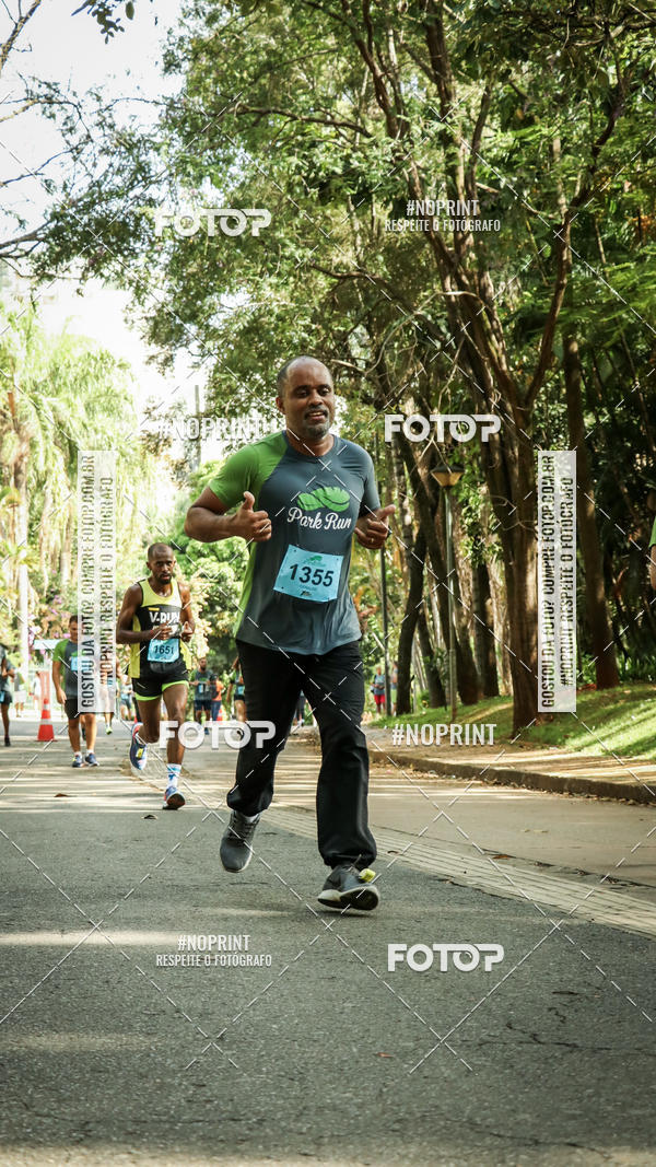 Buy your photos of the eventPark Run on Fotop