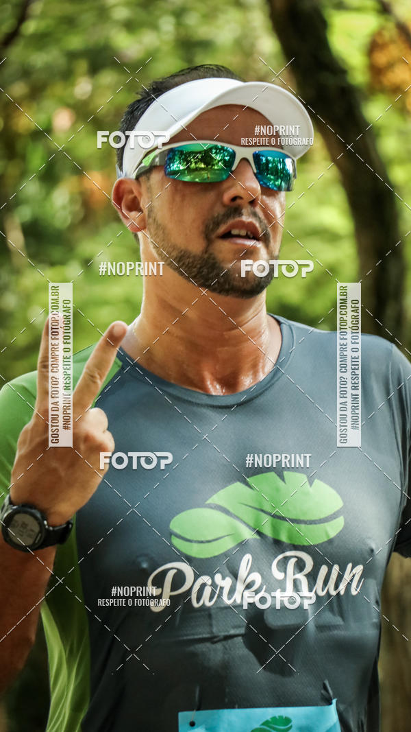 Buy your photos of the eventPark Run on Fotop