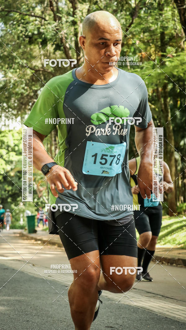 Buy your photos of the eventPark Run on Fotop