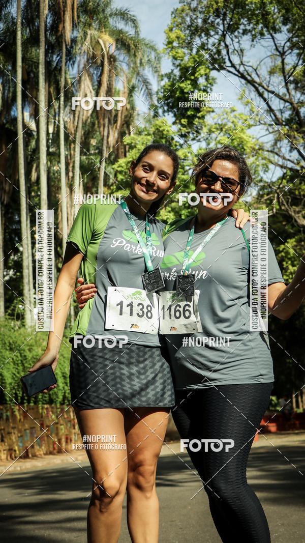 Buy your photos of the eventPark Run on Fotop