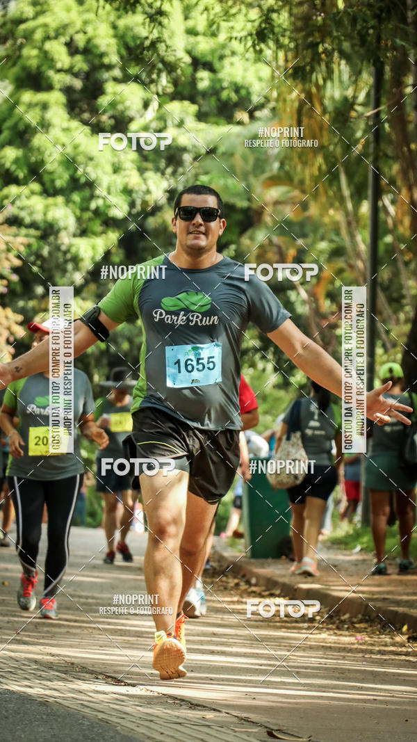 Buy your photos of the eventPark Run on Fotop