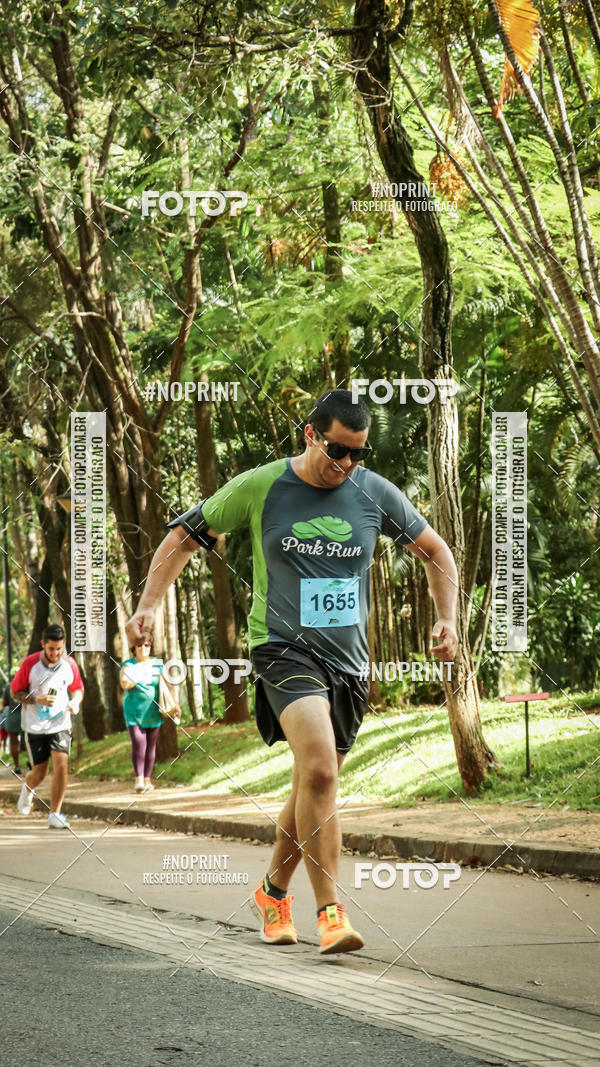 Buy your photos of the eventPark Run on Fotop