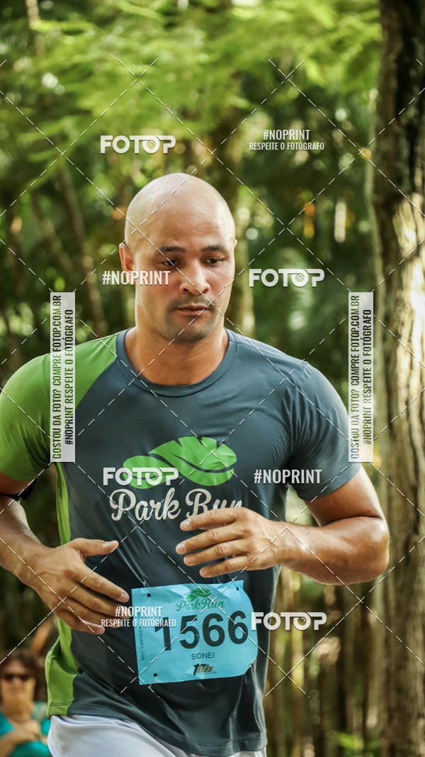 Buy your photos of the eventPark Run on Fotop