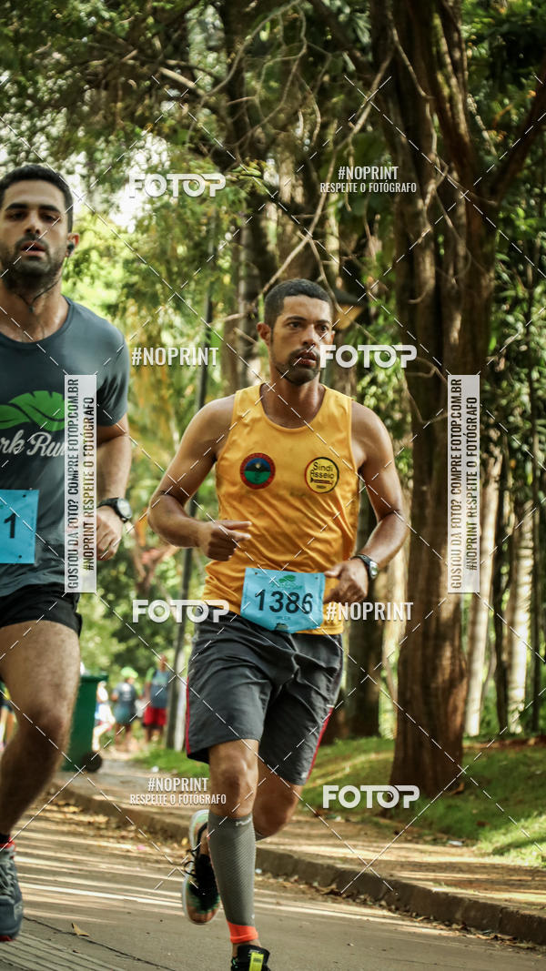 Buy your photos of the eventPark Run on Fotop
