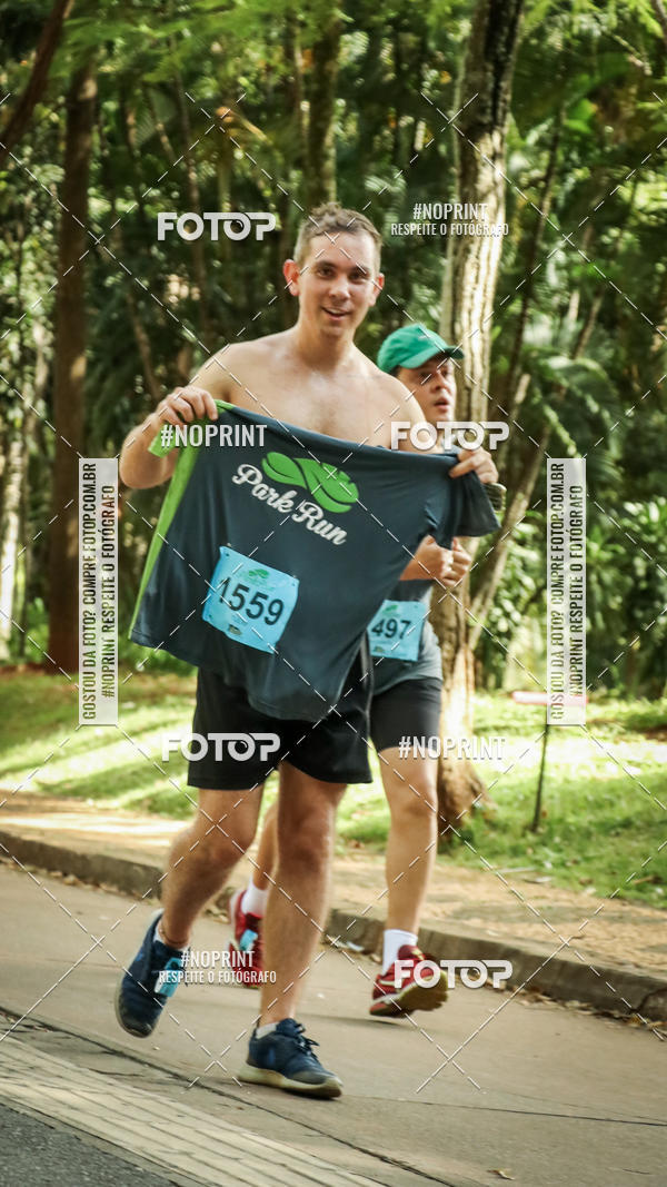 Buy your photos of the eventPark Run on Fotop