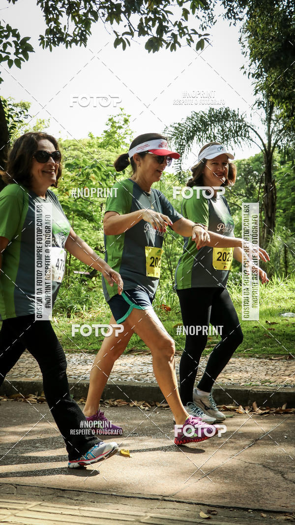 Buy your photos of the eventPark Run on Fotop