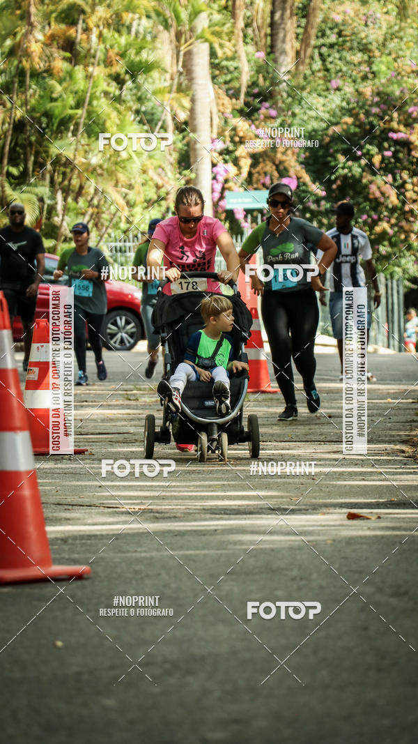 Buy your photos of the eventPark Run on Fotop