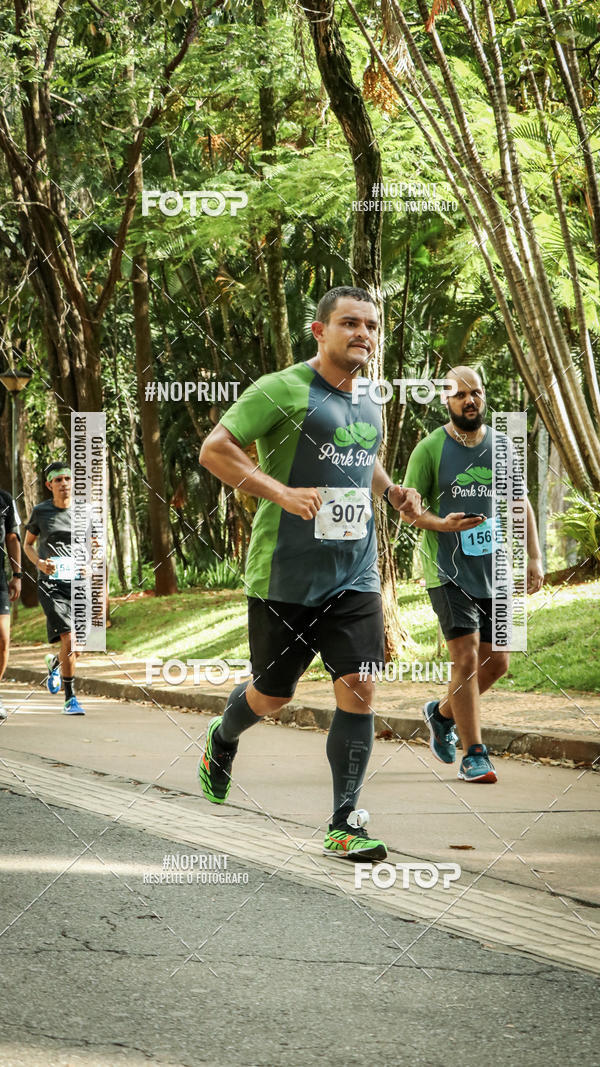 Buy your photos of the eventPark Run on Fotop
