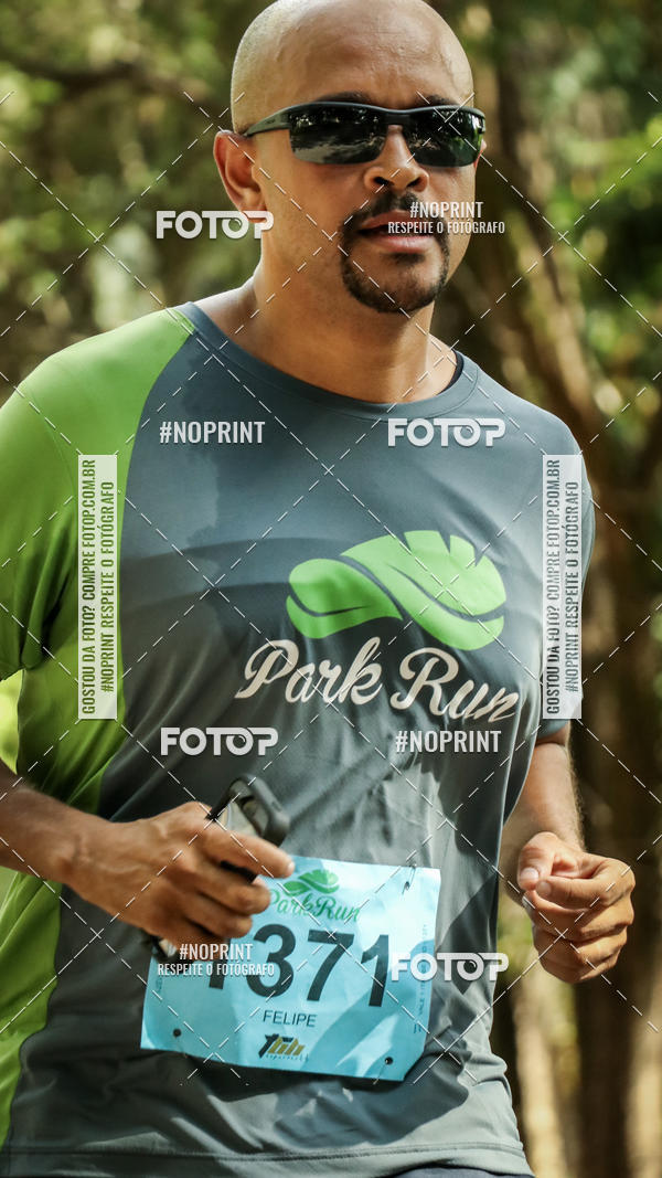 Buy your photos of the eventPark Run on Fotop