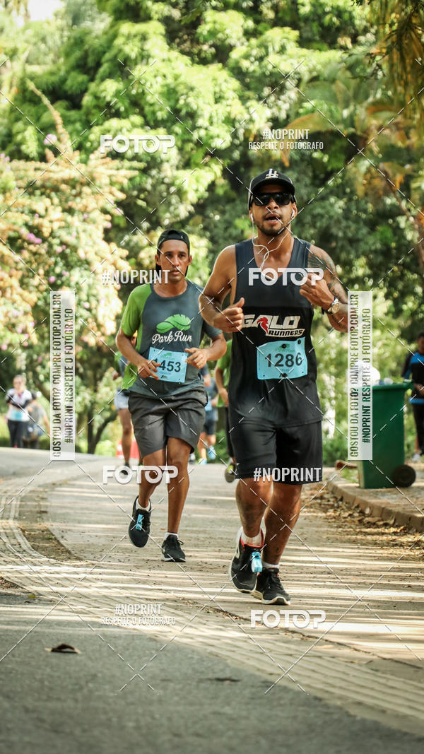 Buy your photos of the eventPark Run on Fotop