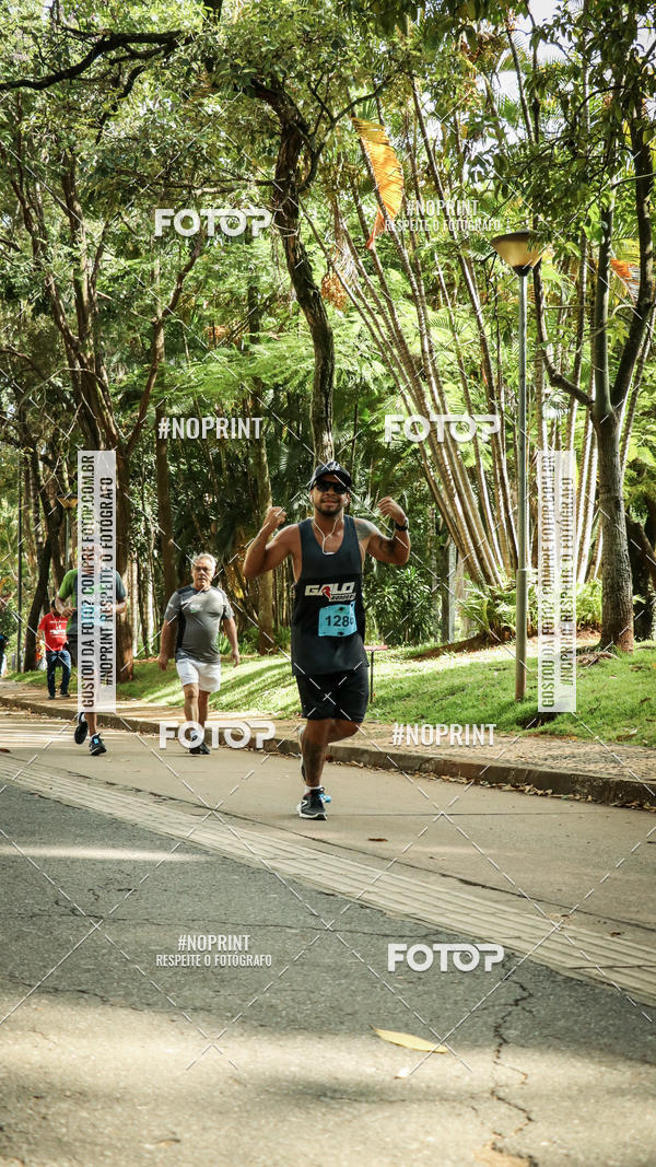 Buy your photos of the eventPark Run on Fotop