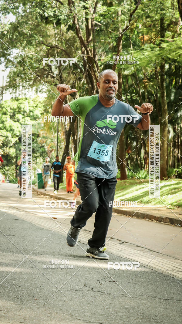 Buy your photos of the eventPark Run on Fotop