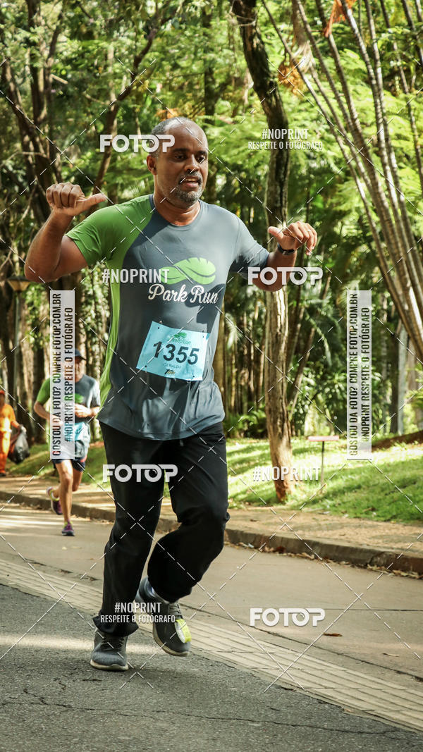 Buy your photos of the eventPark Run on Fotop