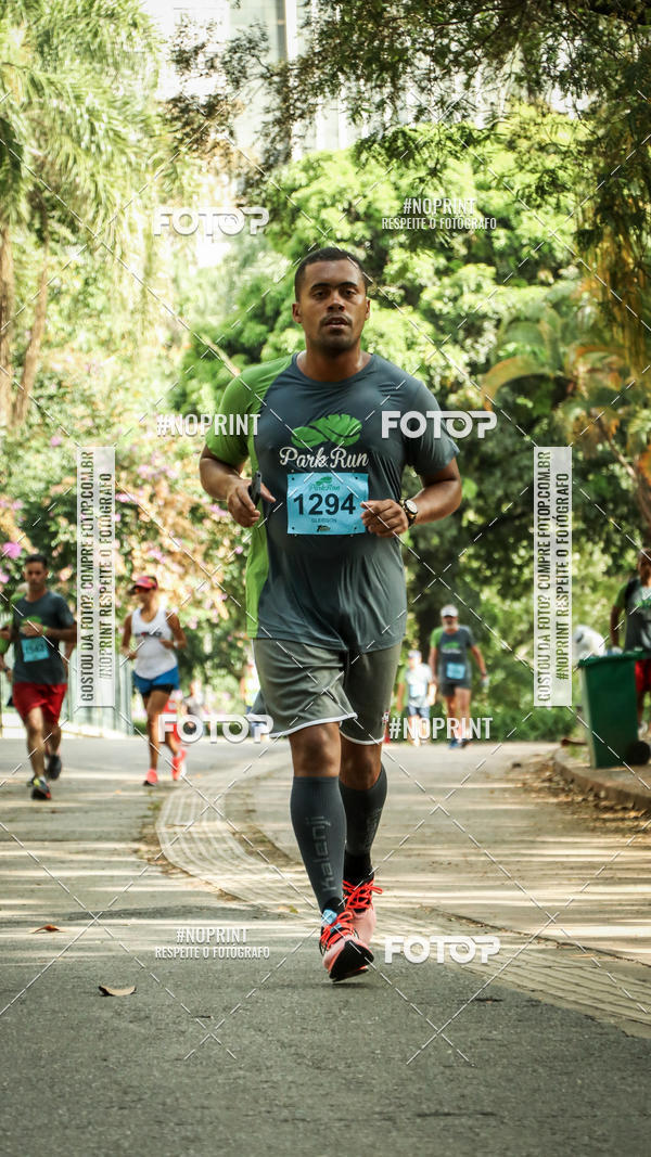 Buy your photos of the eventPark Run on Fotop