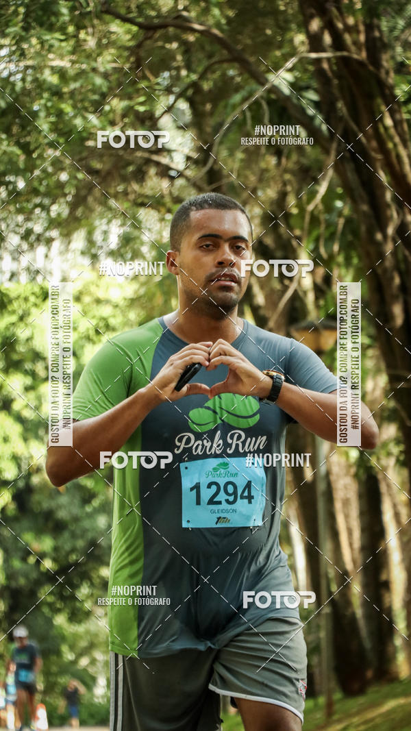 Buy your photos of the eventPark Run on Fotop