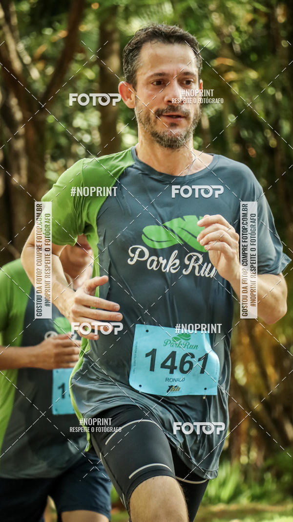 Buy your photos of the eventPark Run on Fotop