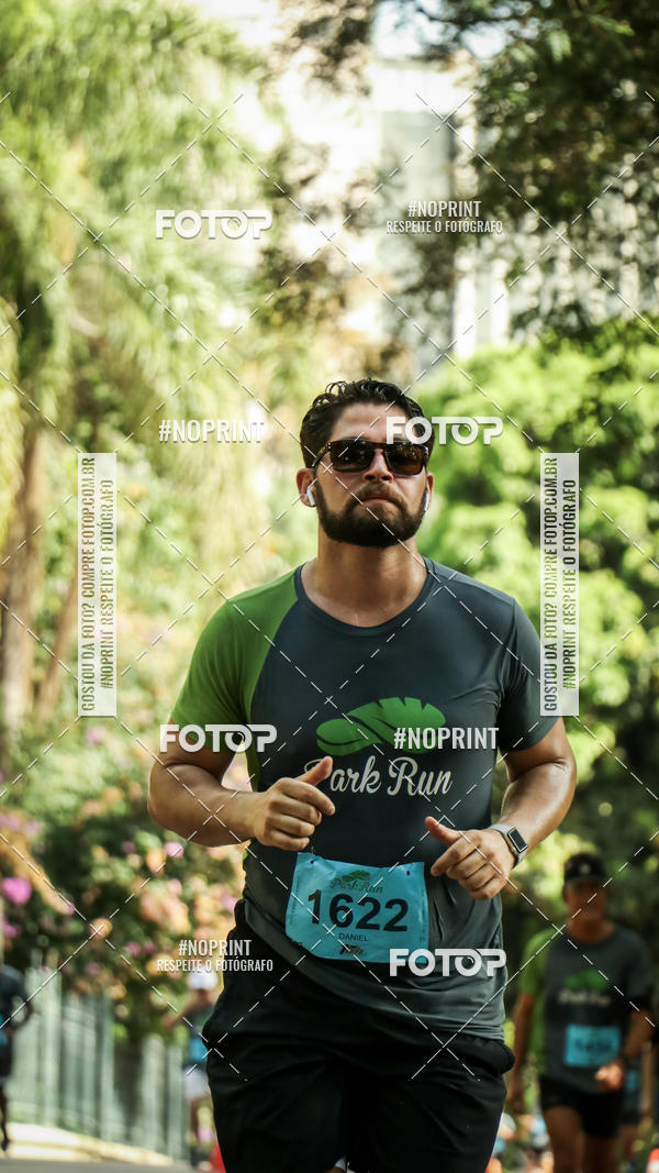 Buy your photos of the eventPark Run on Fotop
