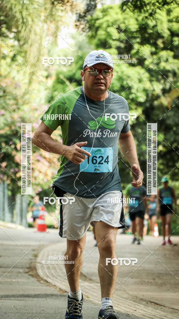 Buy your photos of the eventPark Run on Fotop