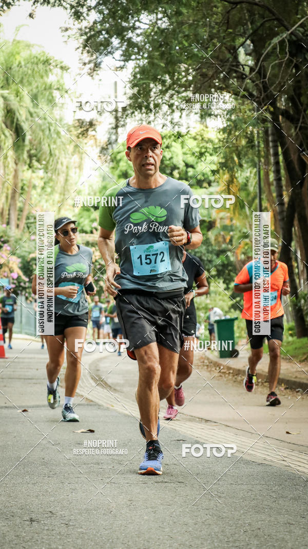 Buy your photos of the eventPark Run on Fotop