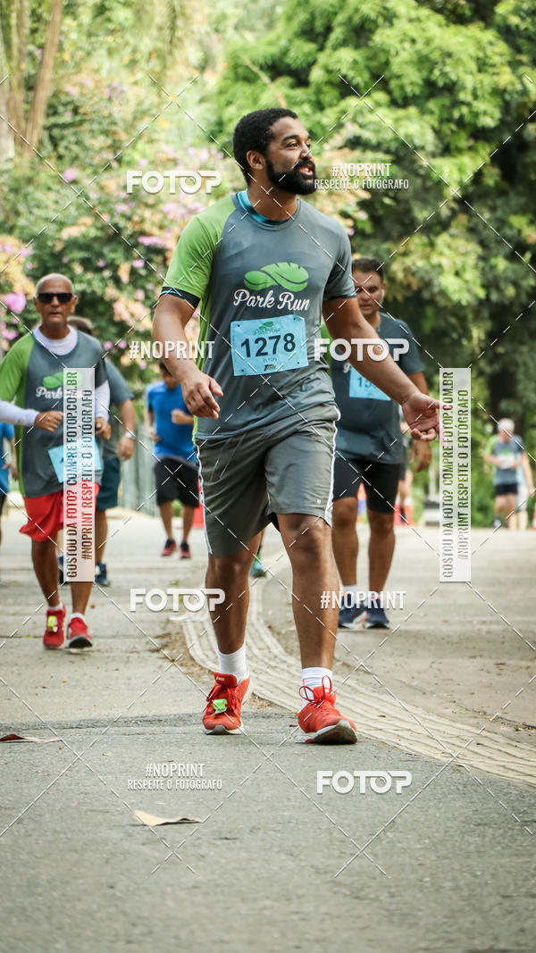 Buy your photos of the eventPark Run on Fotop