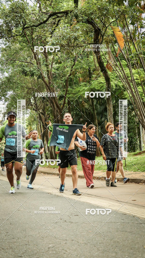 Buy your photos of the eventPark Run on Fotop