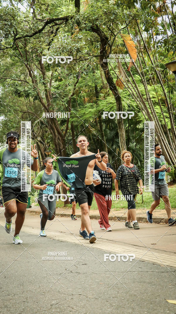 Buy your photos of the eventPark Run on Fotop