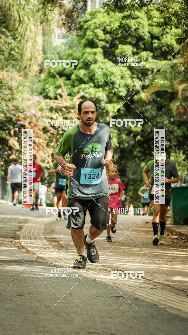 Buy your photos of the eventPark Run on Fotop