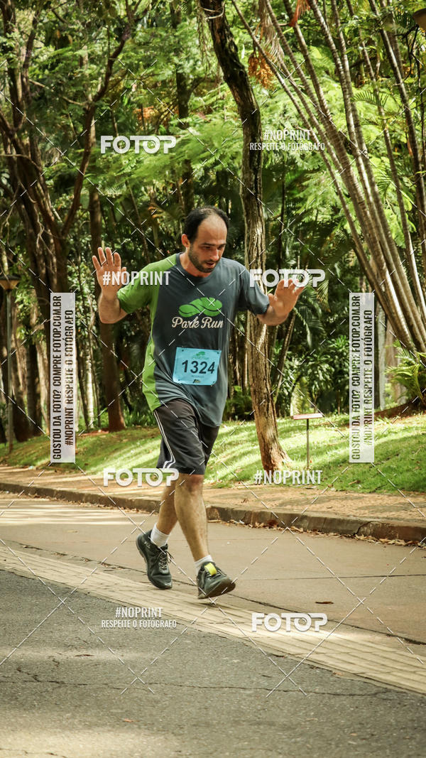 Buy your photos of the eventPark Run on Fotop