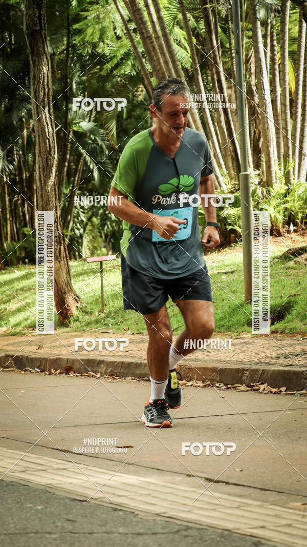 Buy your photos of the eventPark Run on Fotop