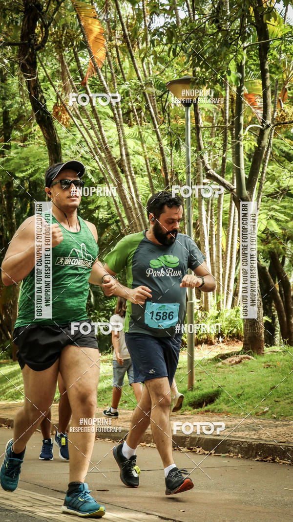 Buy your photos of the eventPark Run on Fotop