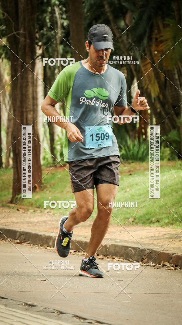 Buy your photos of the eventPark Run on Fotop